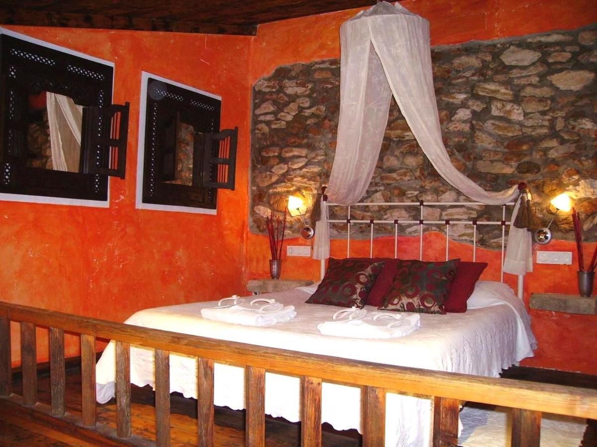 Les Vinyes Alojamiento Rural Boutique & Spa Vilardida Ngoại thất bức ảnh