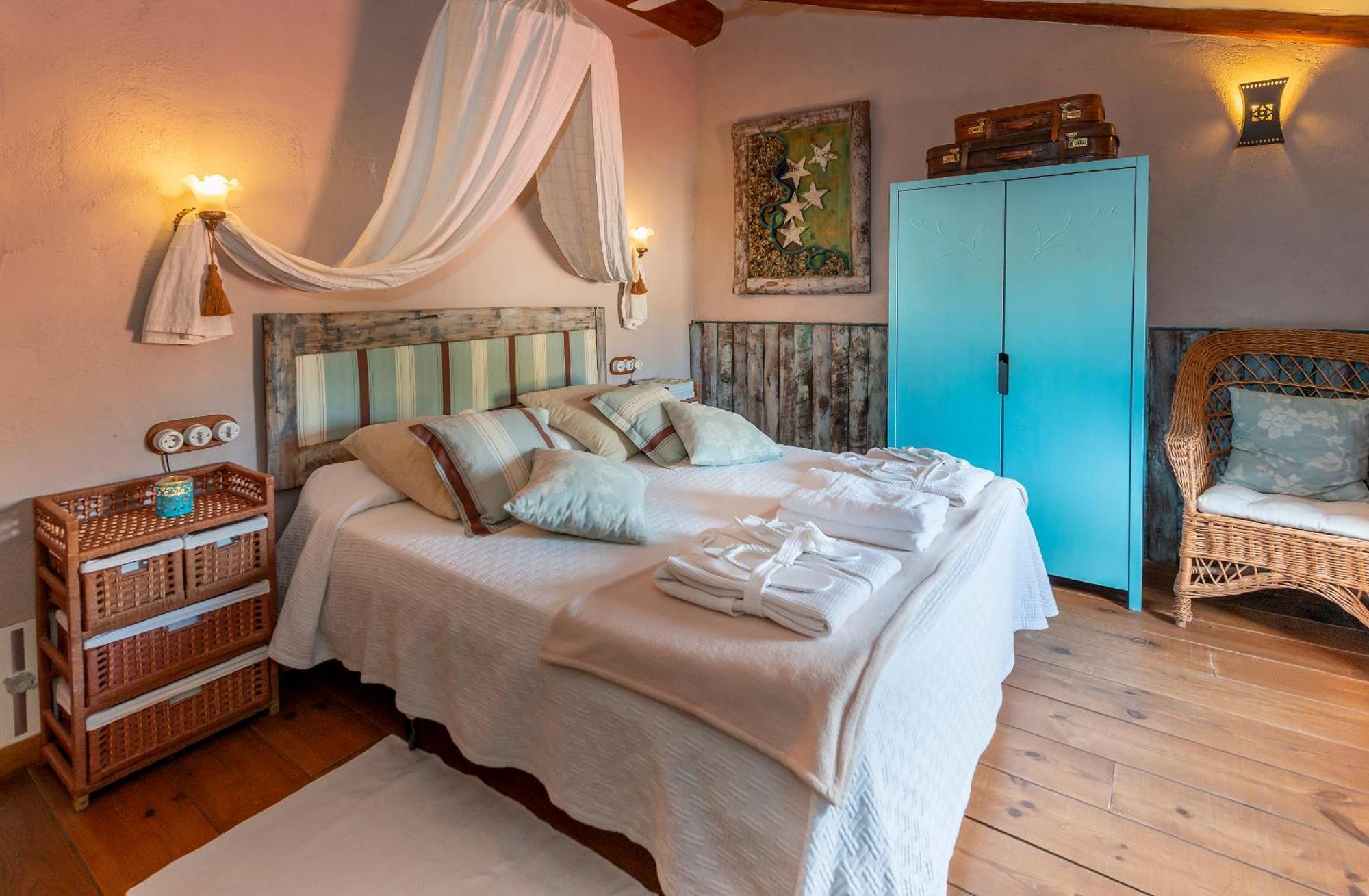 Les Vinyes Alojamiento Rural Boutique & Spa Vilardida Ngoại thất bức ảnh